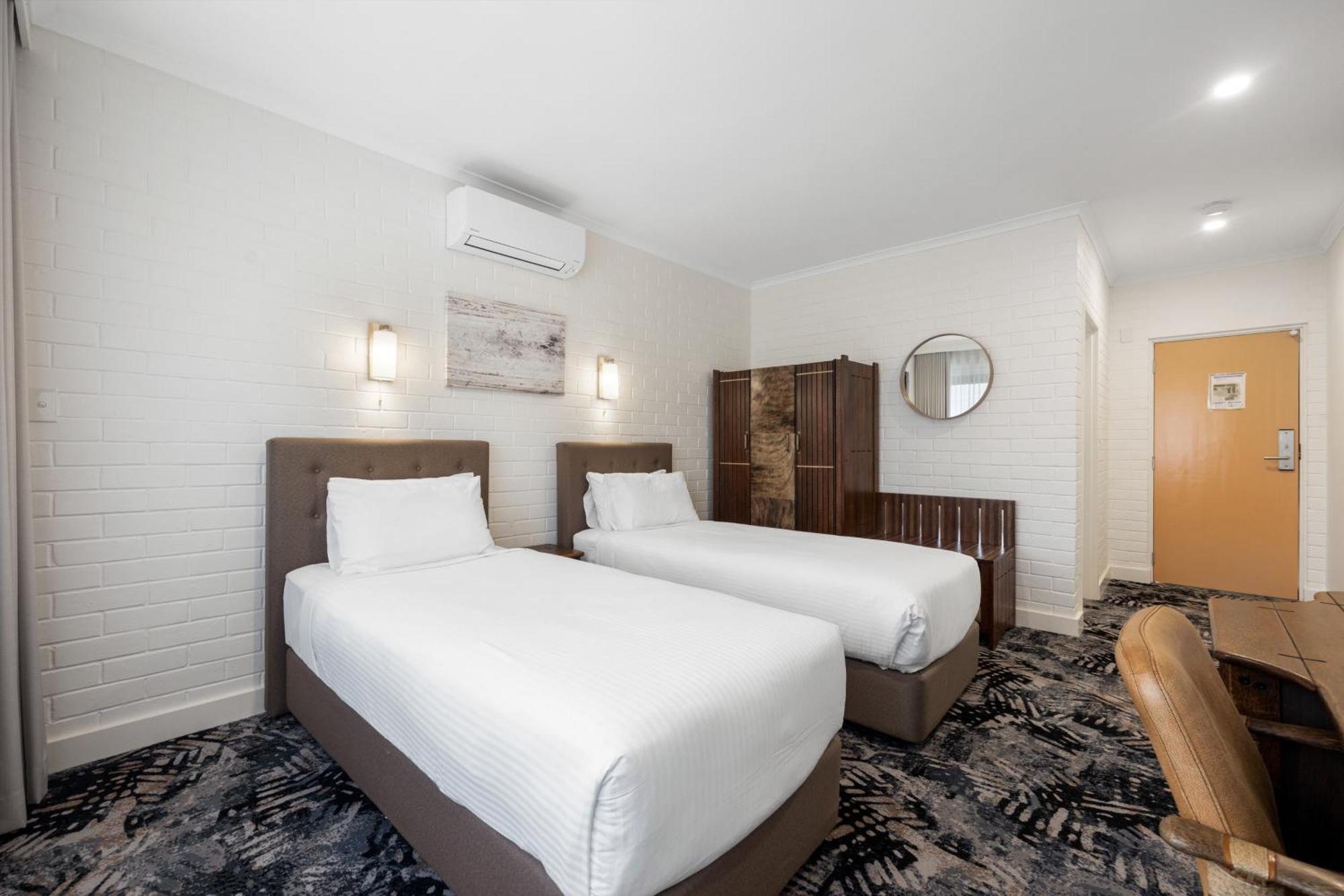 Best Western Adelaide Airport エクステリア 写真